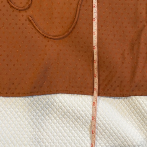Draper James for Kohls. Size S. Rust blouse. Almost brushed finish. - Picture 3 of 4